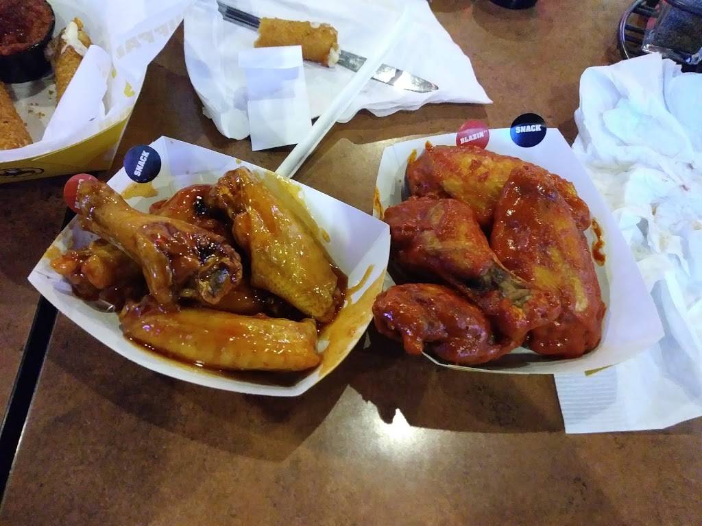 Buffalo Wild Wings | 12110 S Strang Line Rd, Olathe, KS 66062, USA | Phone: (913) 393-0638