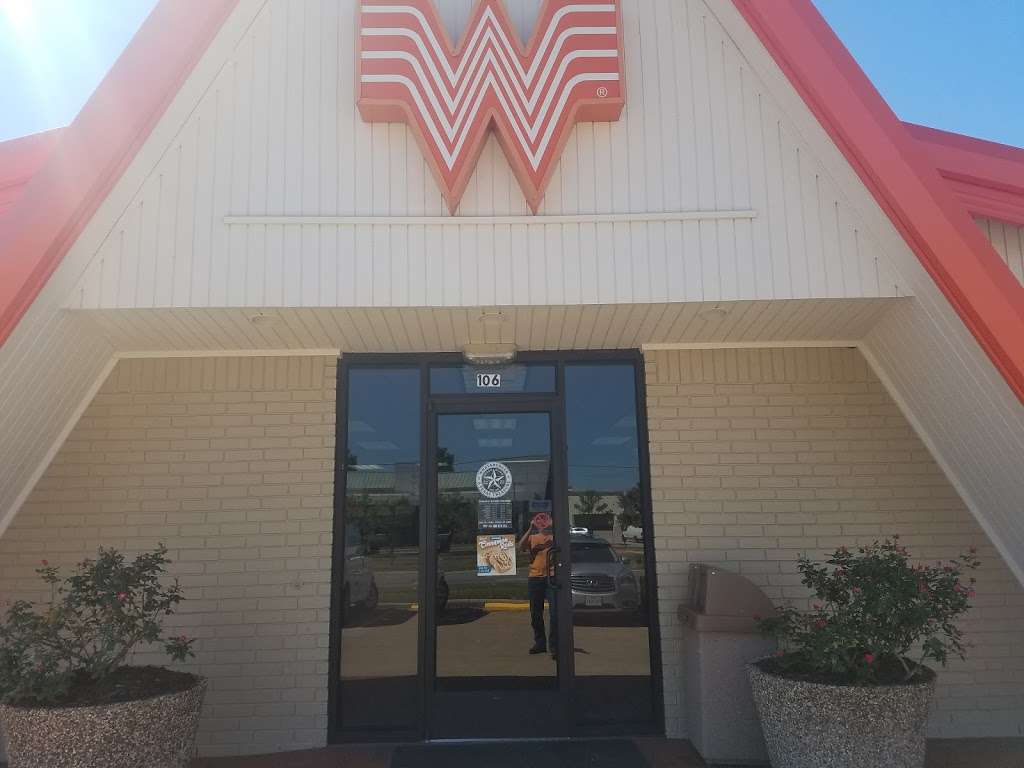 Whataburger | 106 N Friendswood Dr, Friendswood, TX 77546, USA | Phone: (281) 996-9171