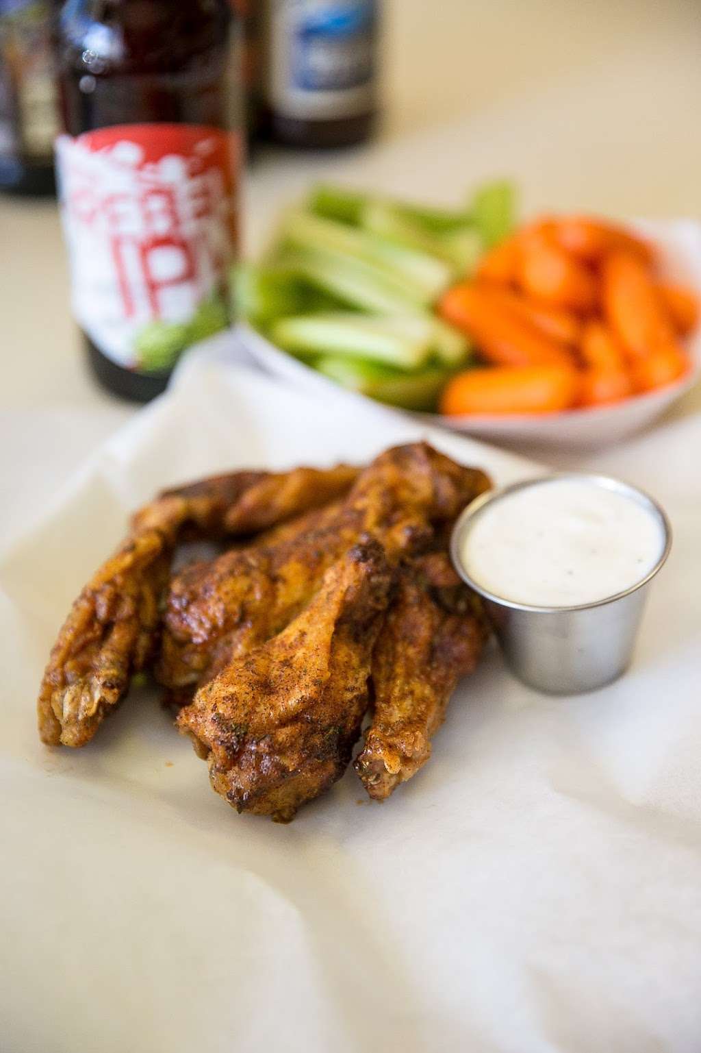 CDs Wings | 7685 W 88th Ave, Westminster, CO 80005, USA | Phone: (303) 467-7700