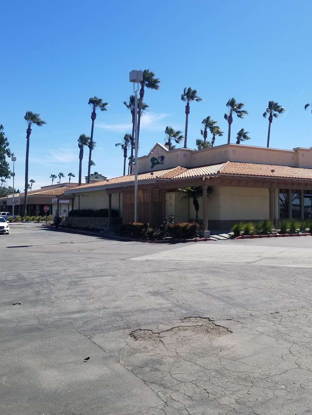 Marketplace at Oxnard | 1801-1941, Ventura Blvd, Oxnard, CA 93036, USA