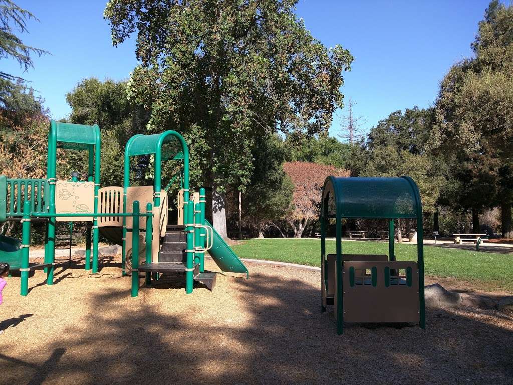 Heritage Oaks Park | Miramonte Ave &, Portland Ave, Los Altos, CA 94024, USA | Phone: (650) 947-2790