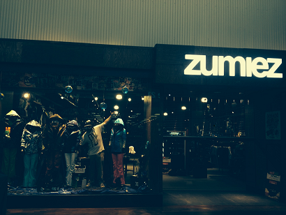 Zumiez | 6170 W Grand Ave #689, Gurnee, IL 60031, USA | Phone: (847) 856-8483