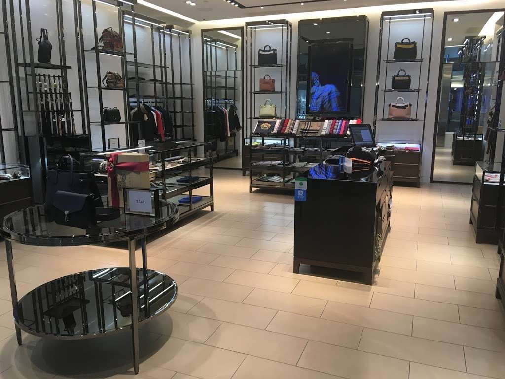 Burberry | Concourse A Dulles International Airport, Dulles, VA 20001 | Phone: (703) 572-3271