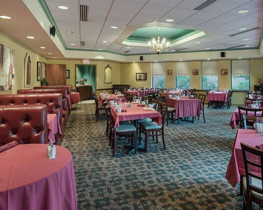 Clarion Hotel & Conference Center | 233 Lowe Dr, Shepherdstown, WV 25443, USA | Phone: (304) 876-7000