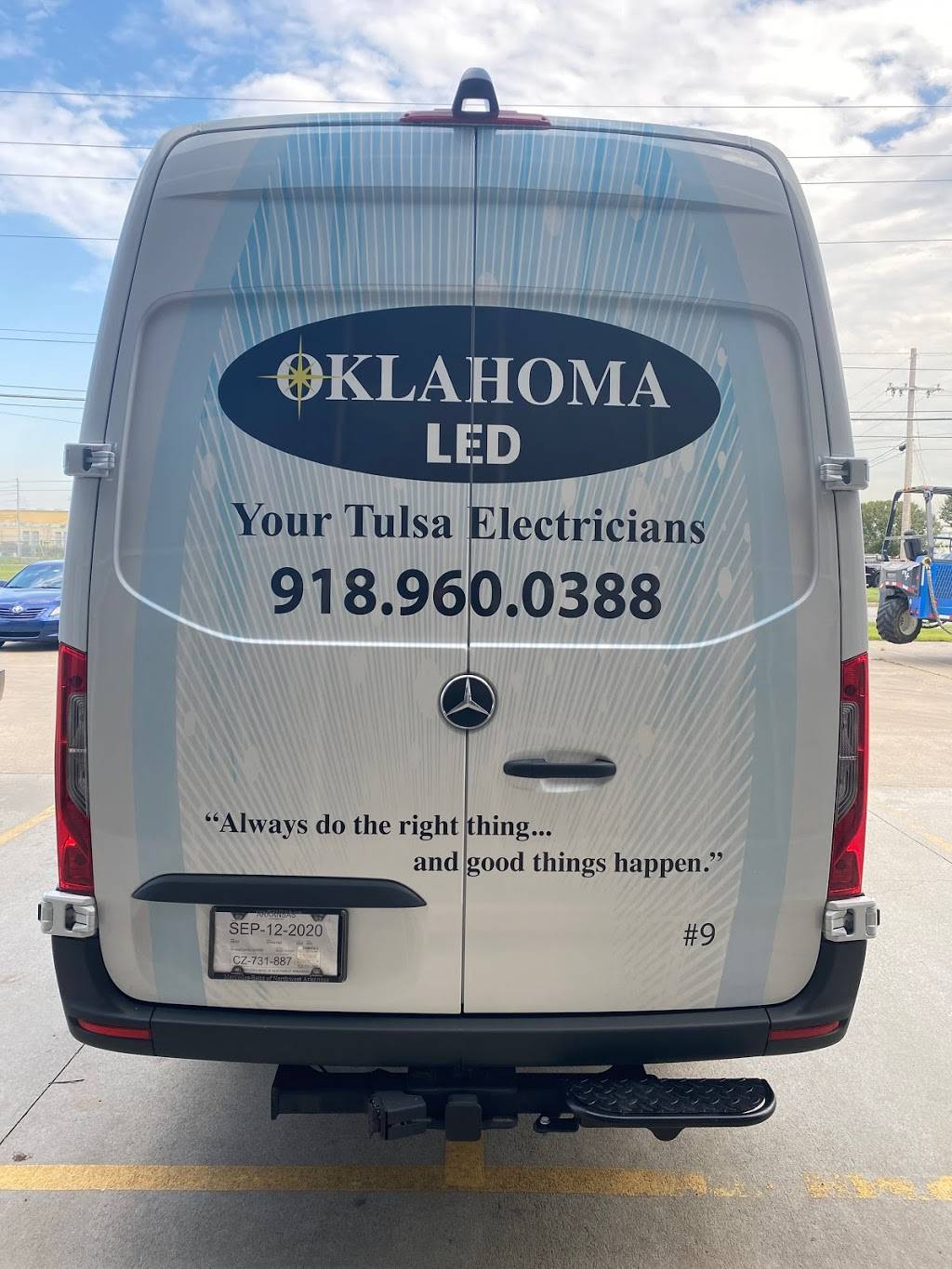 Oklahoma LED | Electrician Tulsa | 10302 E 55th Pl Suite A, Tulsa, OK 74146, USA | Phone: (918) 960-0388
