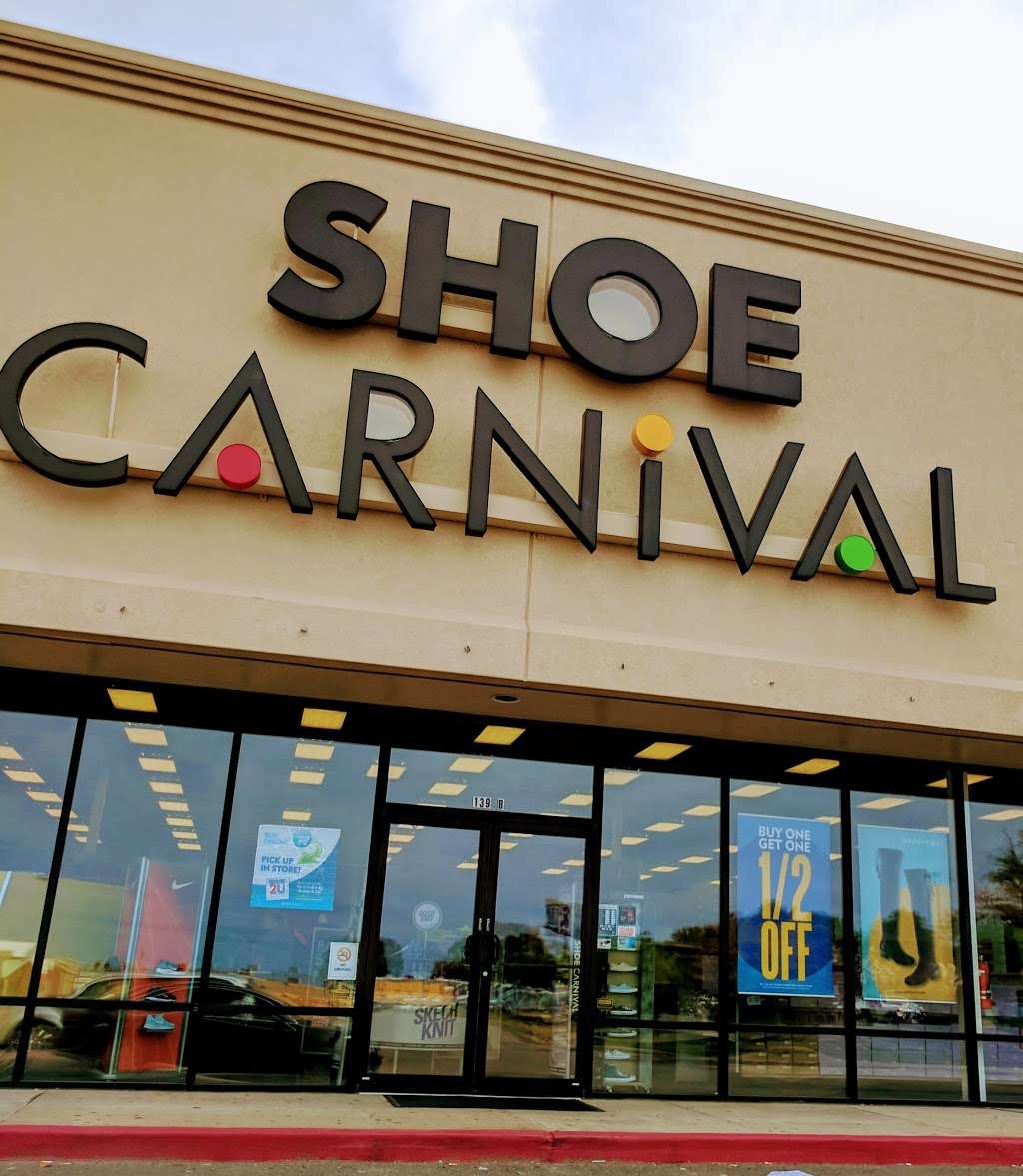 Shoe Carnival | Hy Vee Plaza, 139 N Belt Hwy, St Joseph, MO 64506, USA | Phone: (816) 901-0270