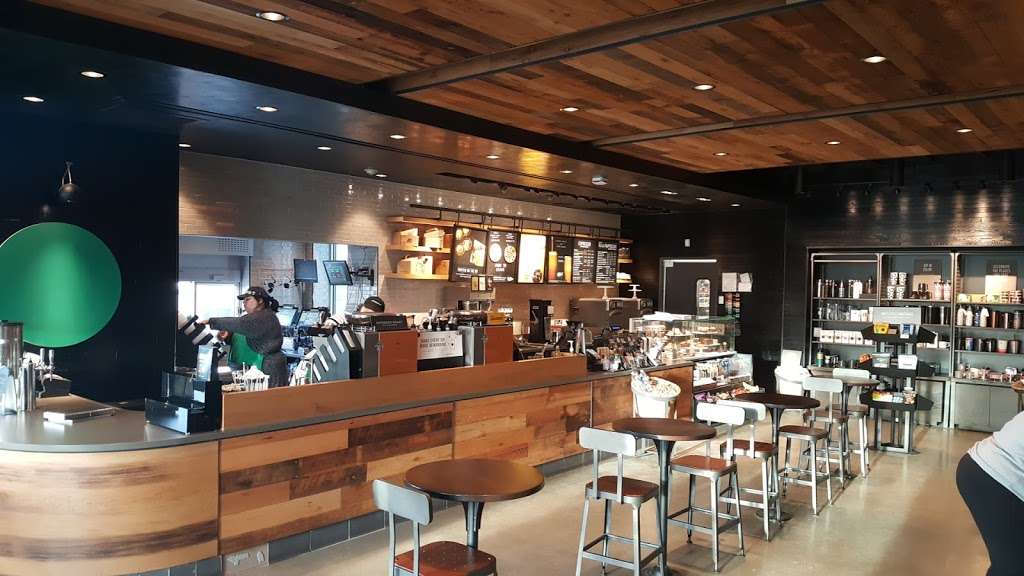 Starbucks | 2812 Hassert Blvd #100, Naperville, IL 60564 | Phone: (331) 401-2101