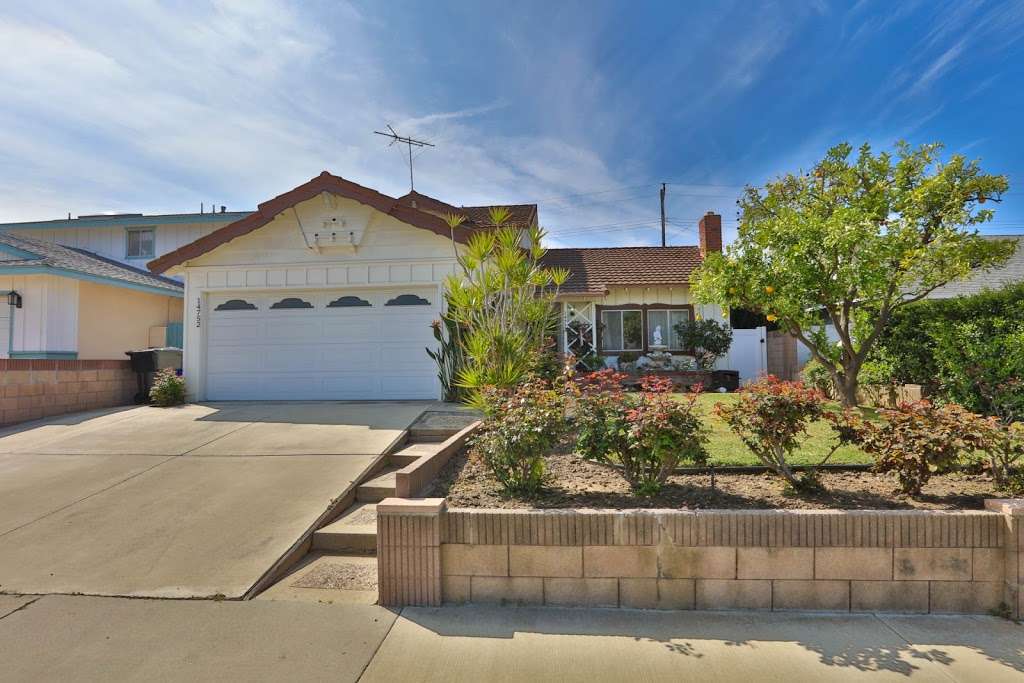 Angel & Patty Real Estate | 11027 1st Ave, Whittier, CA 90603, USA | Phone: (562) 276-0505