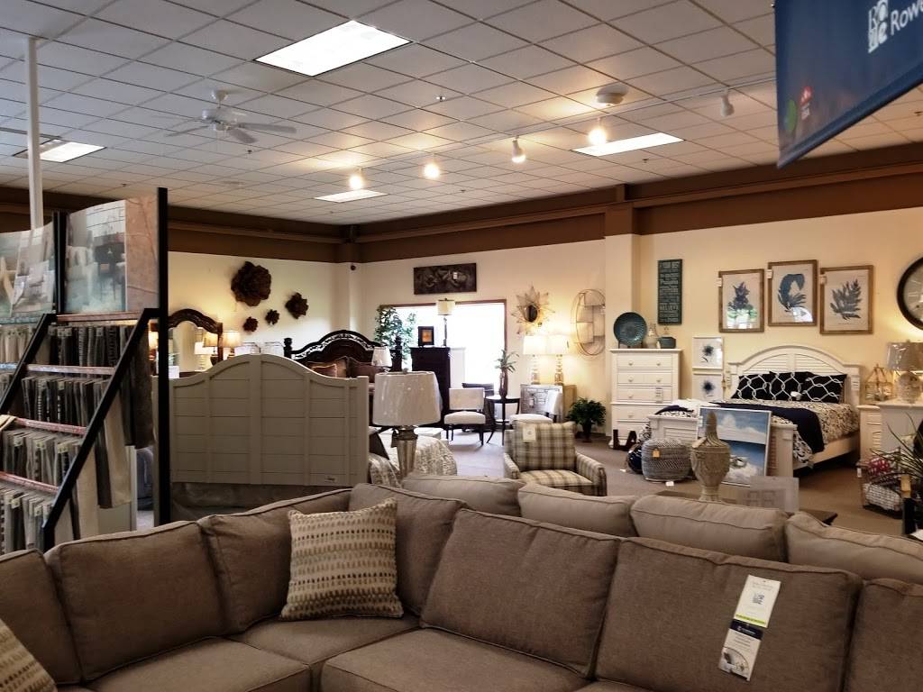 American Home Store Outlets | 5818 Cross Creek Blvd #1725, Fort Wayne, IN 46818 | Phone: (260) 442-0300