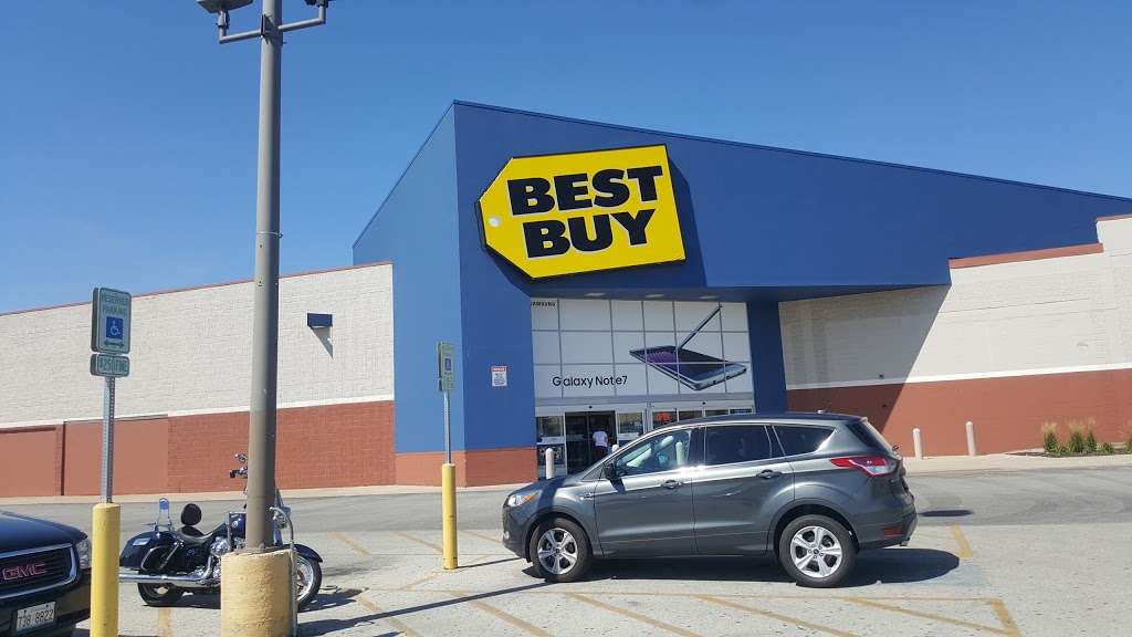 Best Buy Outlet, 7602 S Cicero Ave, Burbank, IL, Photography - MapQuest