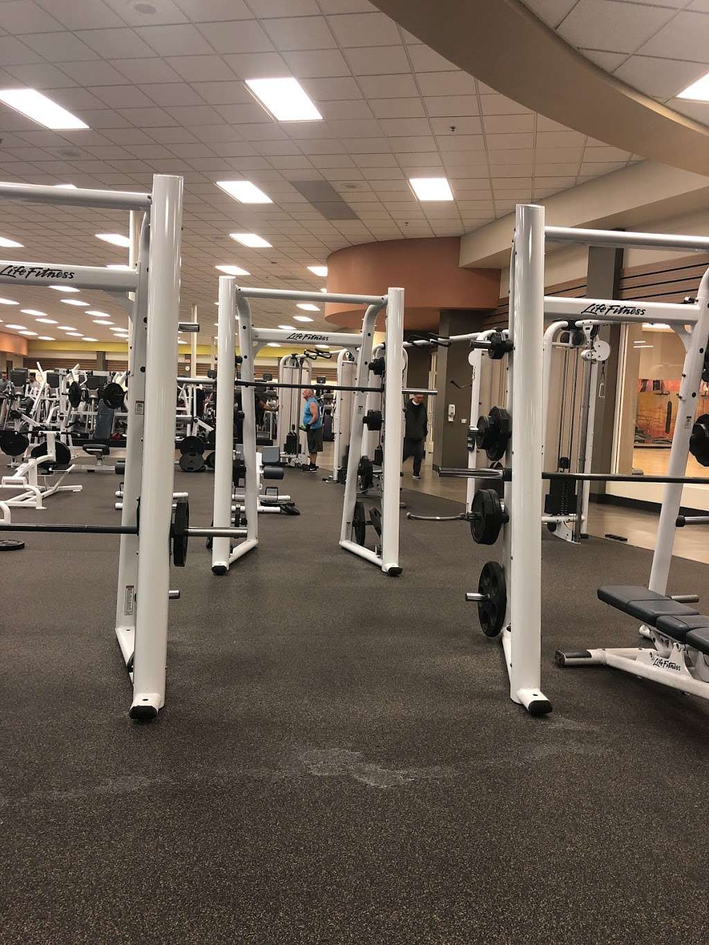 LA Fitness | 18679 Devonshire St, Northridge, CA 91324, USA | Phone: (818) 832-5496