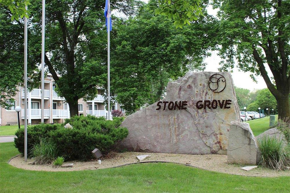Stone Grove Apartments | 2525 Williams Dr, Burnsville, MN 55337, USA | Phone: (833) 224-6095