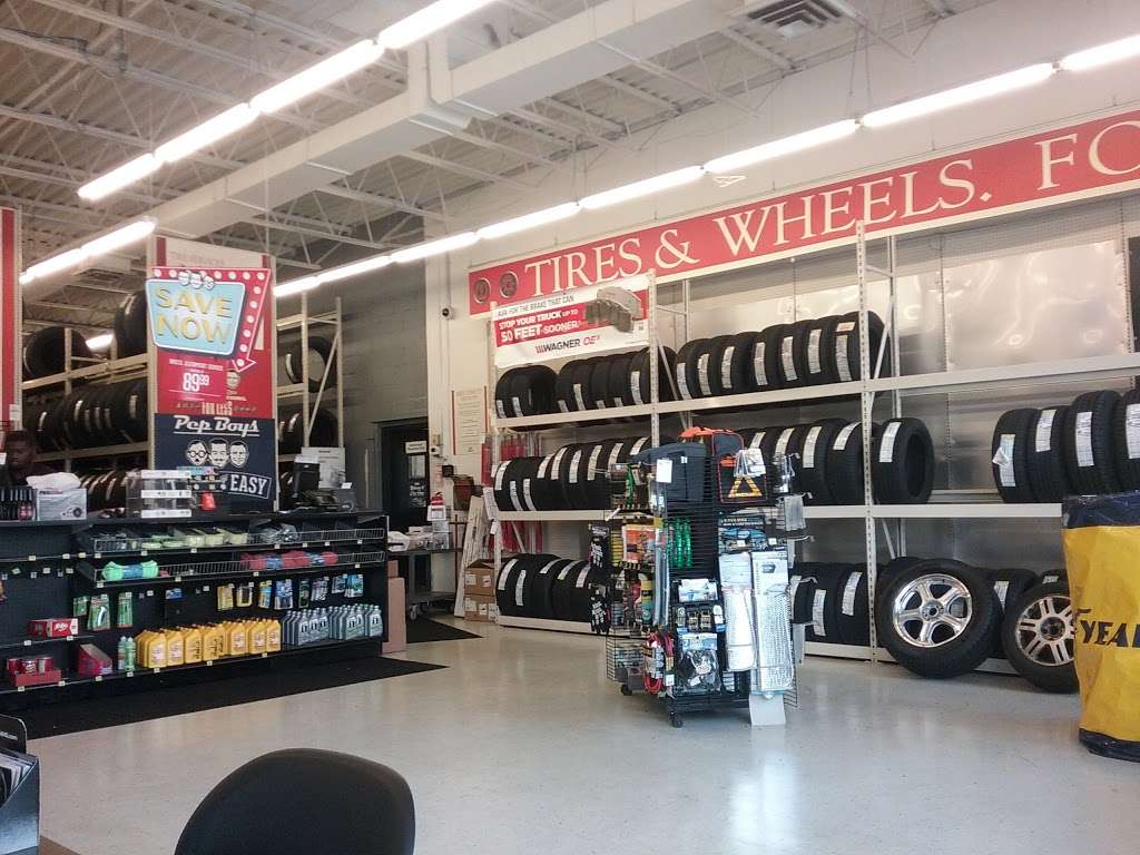 Pep Boys Auto Service & Tire | 135 Christiana Rd #273, New Castle, DE 19720, USA | Phone: (302) 322-4307