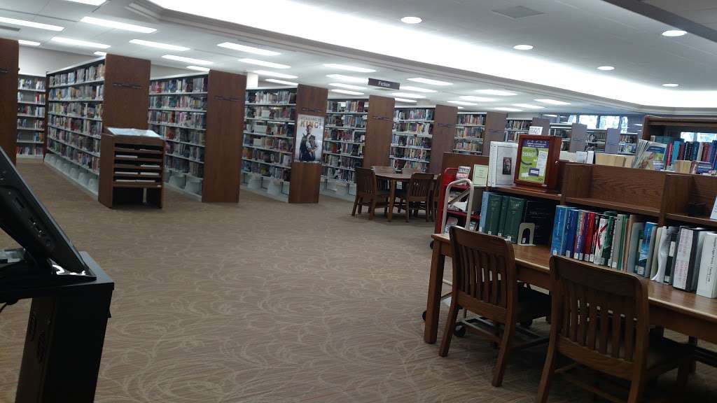 Johnson County Public Library - Franklin Branch | 401 State St, Franklin, IN 46131, USA | Phone: (317) 738-2833