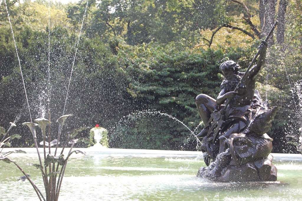 Neptune Fountain | Staten Island, NY 10301, USA