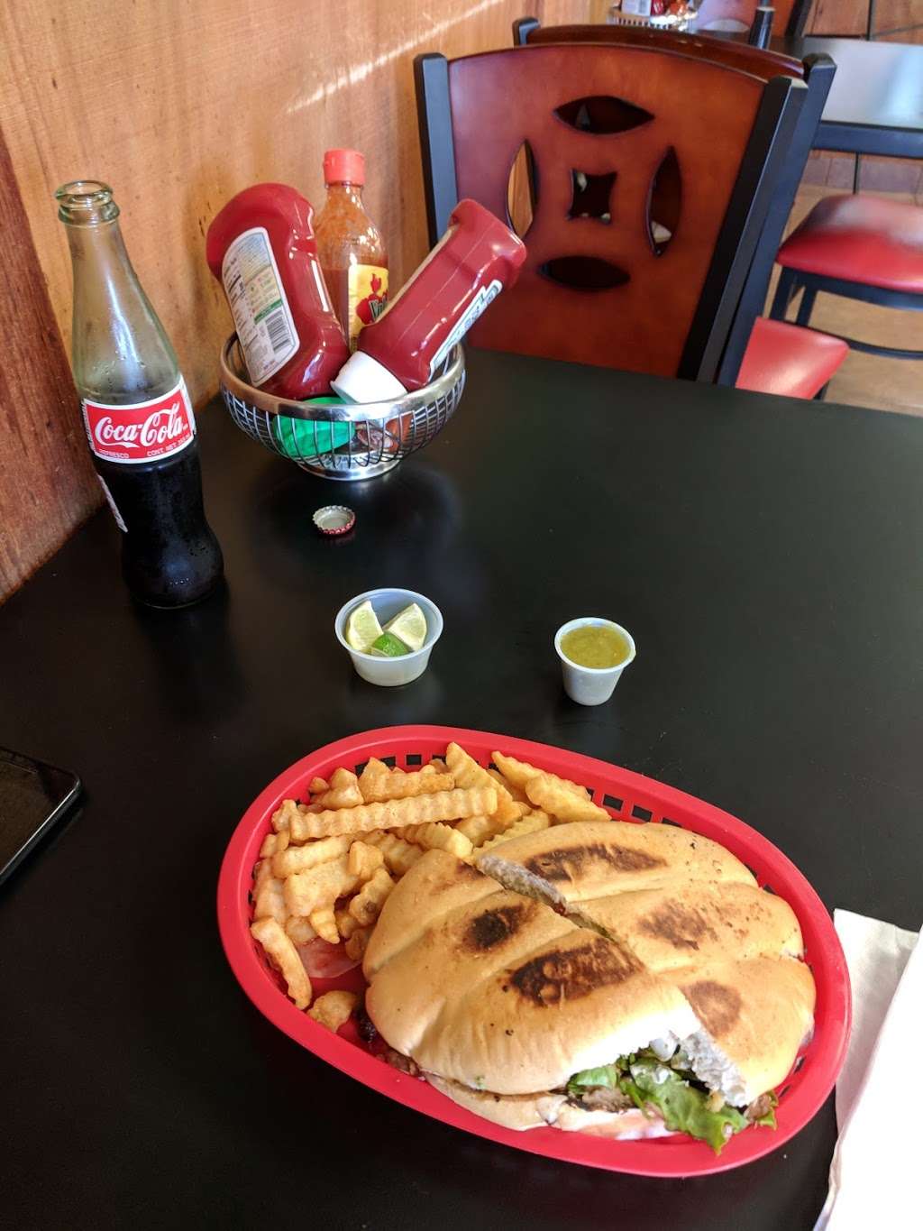 Toucans Tortas | 802 West Road F, Houston, TX 77038 | Phone: (832) 288-4834