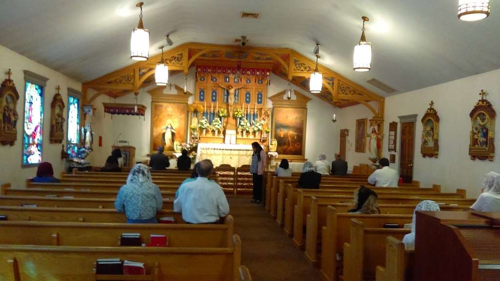 Our Lady of Fatima Chapel and Rectory | 32 W Franklin Ave, Pequannock Township, NJ 07440, USA | Phone: (973) 694-6727
