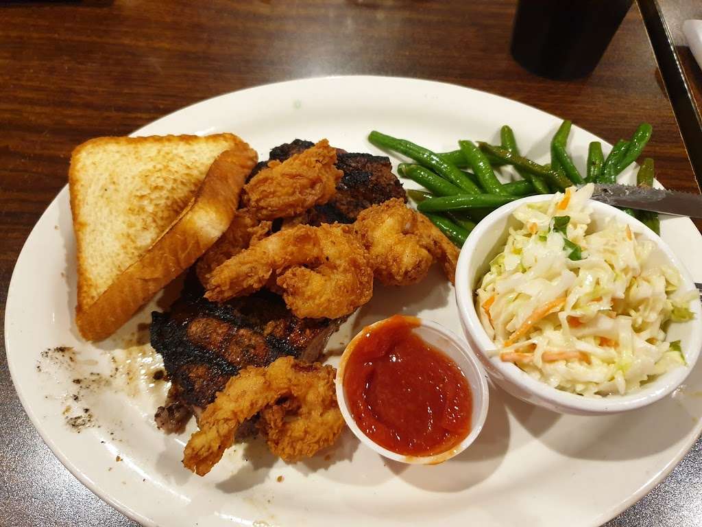 Metropolitan Steakhouse in 1501 Metropolitan Ave, Leavenworth, KS 66048