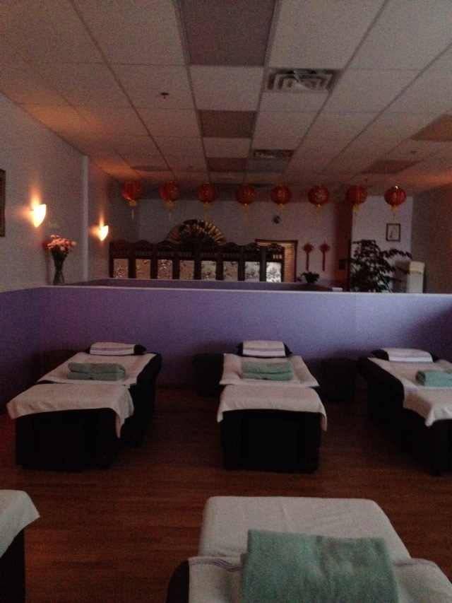 Yangs Foot Spa Asian Massage Open | 4901 E 82nd St #400, Indianapolis, IN 46250, USA | Phone: (317) 284-1021