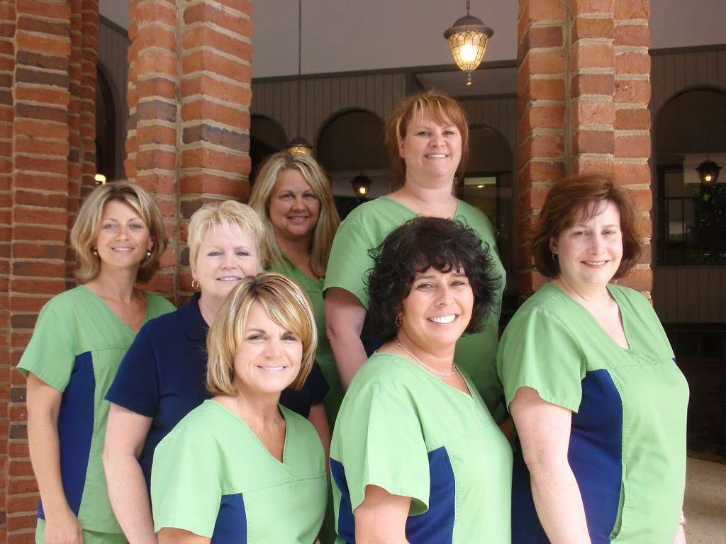 Martin Russell E DDS | 382 10th Ave Dr NE, Hickory, NC 28601 | Phone: (828) 322-1250