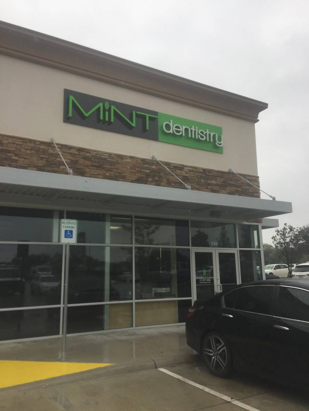 MINT dentistry - Fort Worth Horne | 2700 Horne St #120, Fort Worth, TX 76107, USA | Phone: (817) 310-2024