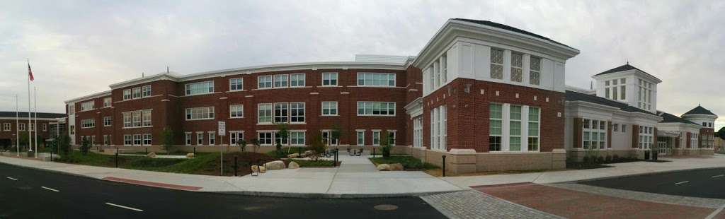 Franklin High School | 218 Oak Street, Franklin, MA 02038, USA | Phone: (508) 613-1400