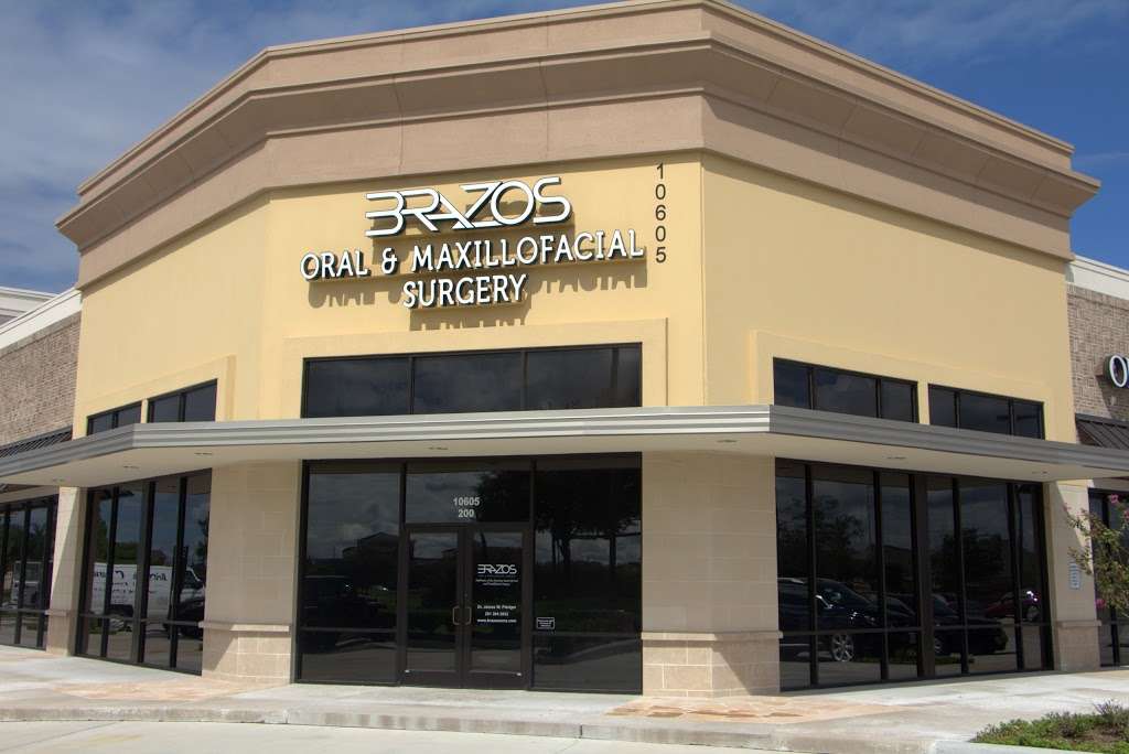 Memorial Oral & Maxillofacial Surgery of Katy Fulshear | 10605 Spring Green Blvd #200, Katy, TX 77494, USA | Phone: (281) 394-2933