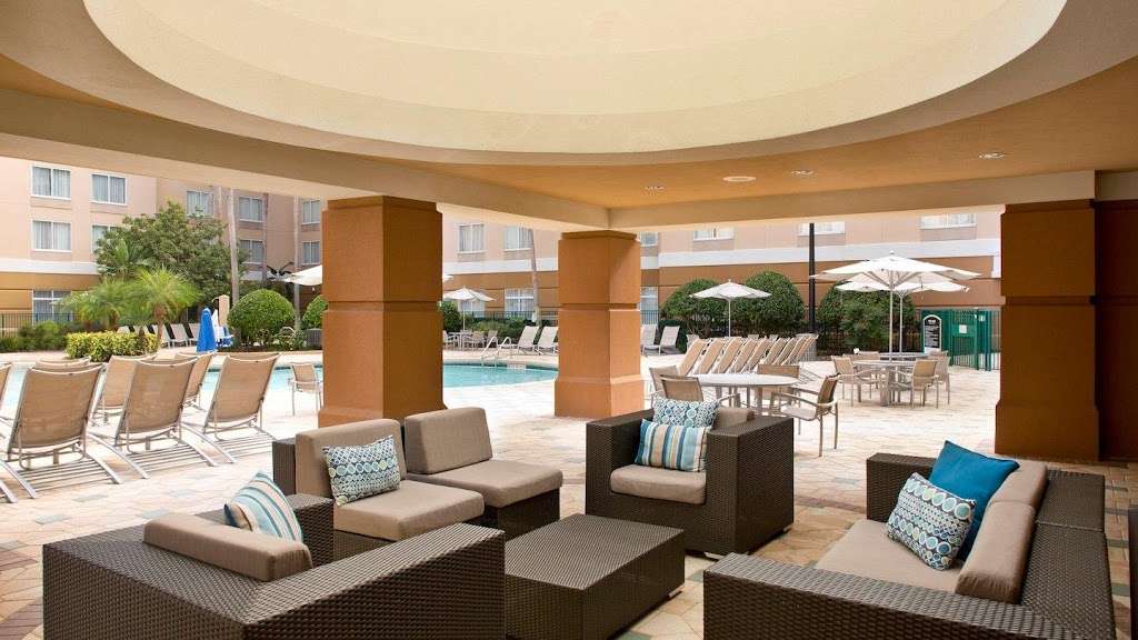 SpringHill Suites by Marriott Orlando Lake Buena Vista in Marrio | 8601 Vineland Ave, Orlando, FL 32821, USA | Phone: (407) 938-9001