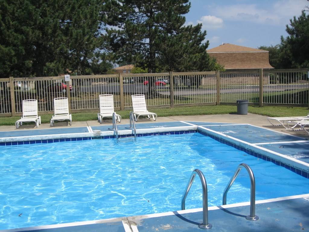 Ashley Village Apartments | 2272 Sunshine Pl, Columbus, OH 43232, USA | Phone: (614) 864-0022