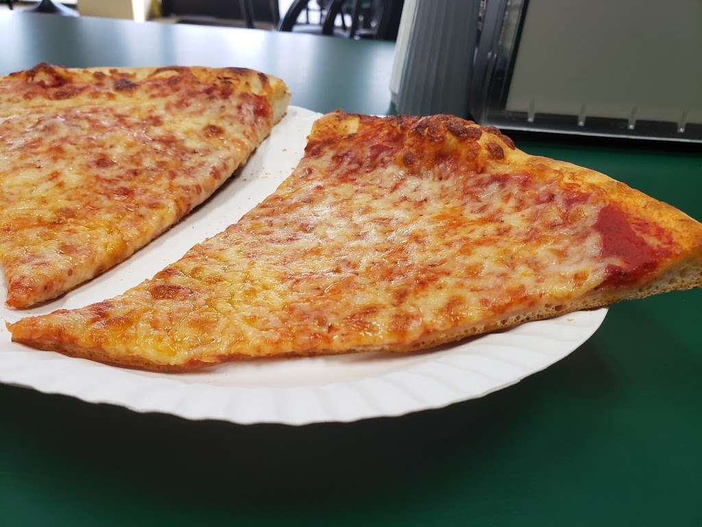 Dominicks Pizza | 995 E Pulaski Hwy, Elkton, MD 21921, USA | Phone: (410) 398-8900