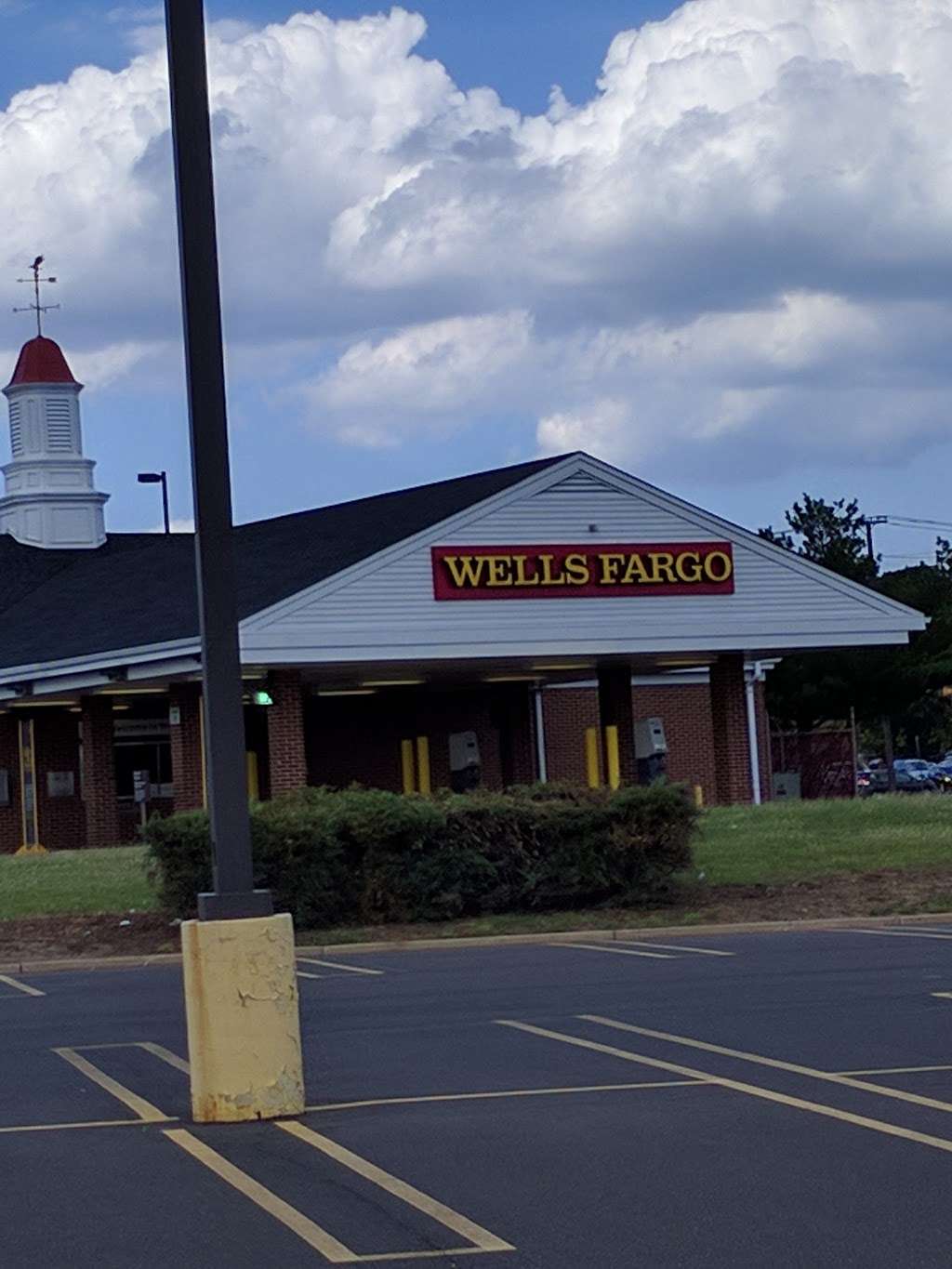 Wells Fargo Bank | 1675 Clements Bridge Rd, Deptford Township, NJ 08096, USA | Phone: (856) 845-6742