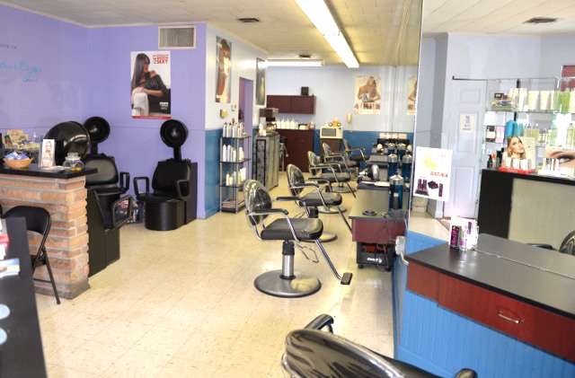 The Mane Attraction Hair Salon | 35 S Lansdowne Ave, Lansdowne, PA 19050, USA | Phone: (610) 623-6000