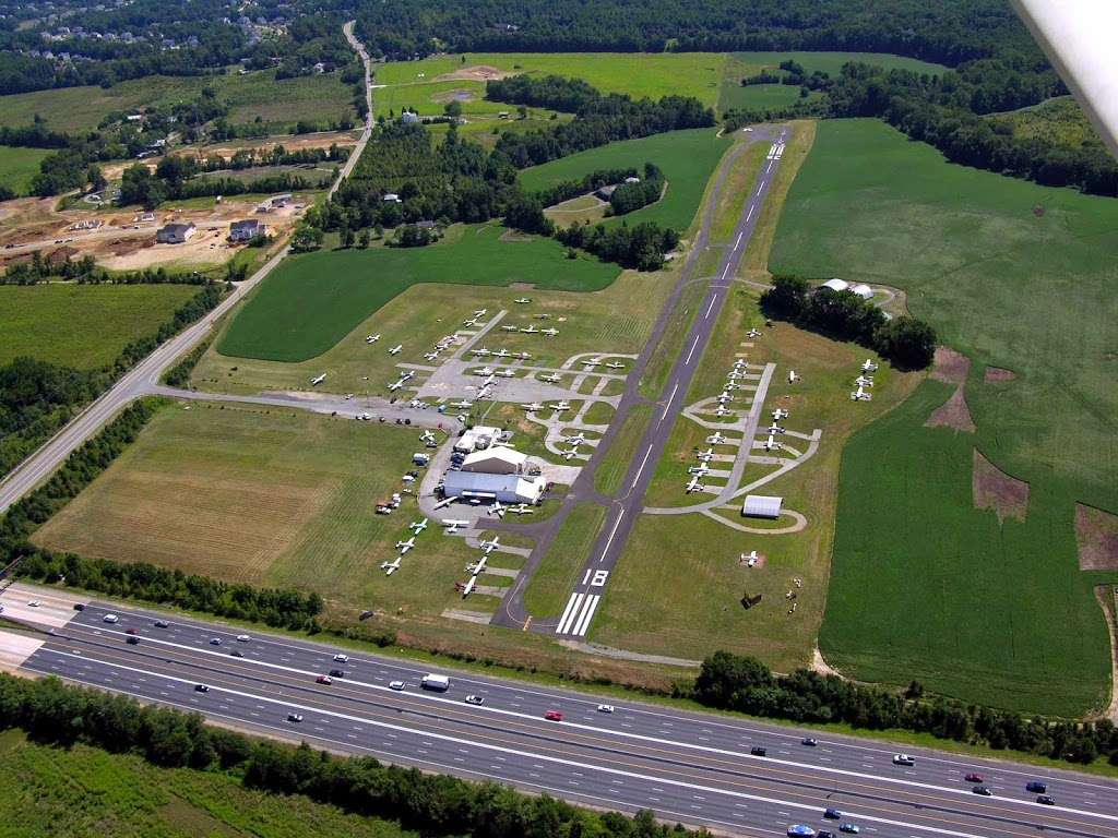 Freeway Airport Inc | 3900 Church Rd, Bowie, MD 20721 | Phone: (301) 390-6424