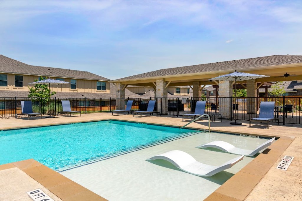 Townes on Tenth Townhomes | 1200 10th St, Pflugerville, TX 78660 | Phone: (512) 572-5500