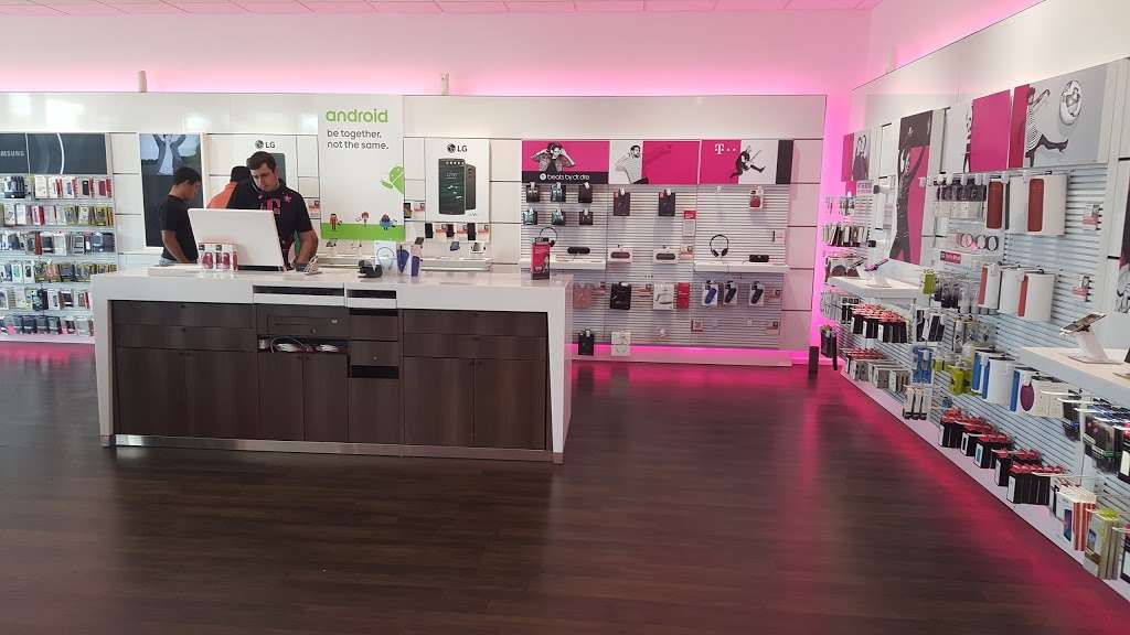 T-Mobile | 201 Plaza Drive Suite 1, Collegeville, PA 19426 | Phone: (610) 489-3182