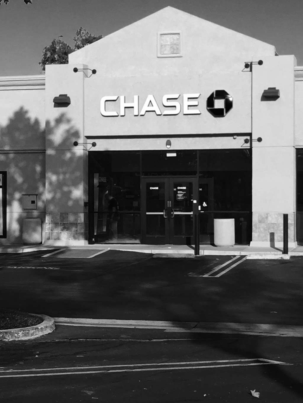 Chase Bank | 2005 E Washington St, Colton, CA 92324, USA | Phone: (909) 433-0553