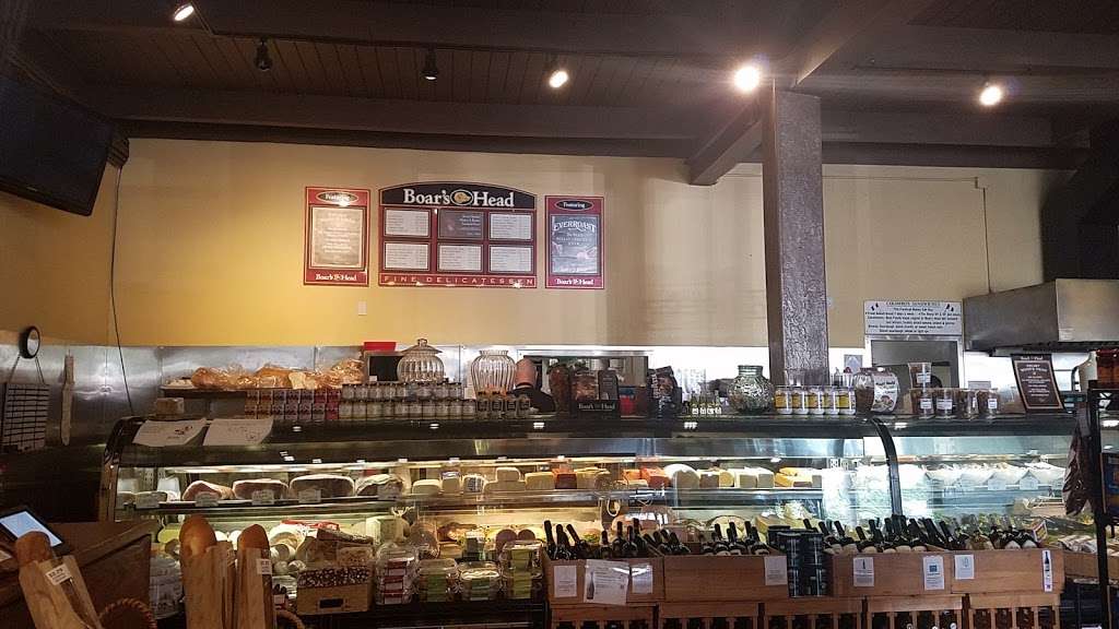 Colombos Delicatessen | 484 Manor Plaza, Pacifica, CA 94044, USA | Phone: (650) 355-5023