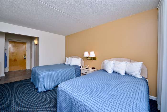 Sea Bay Hotel | 102 60th St, Ocean City, MD 21842, USA | Phone: (410) 524-6100