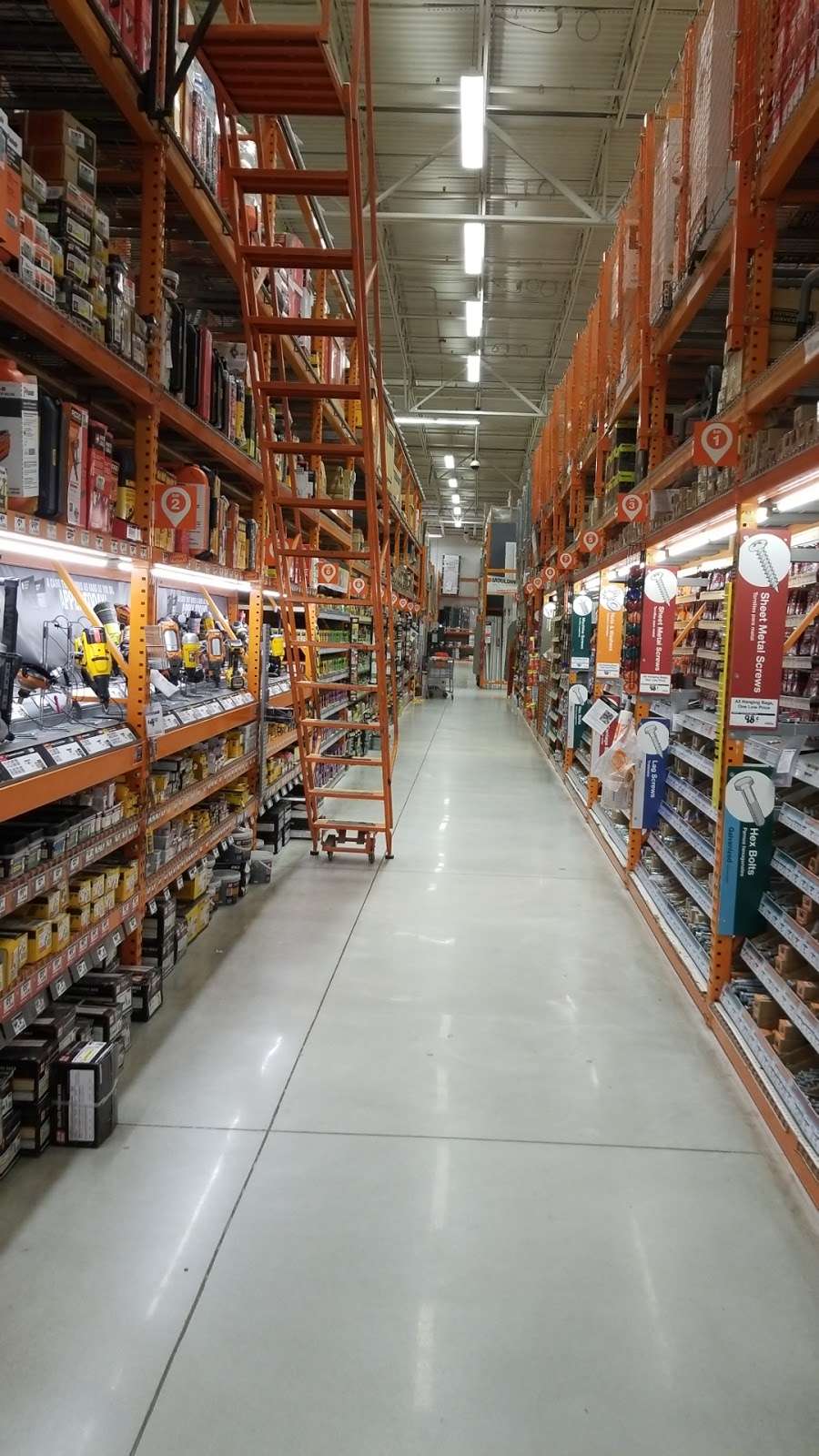 The Home Depot | 6489 S 27th St, Franklin, WI 53132, USA | Phone: (414) 304-1024