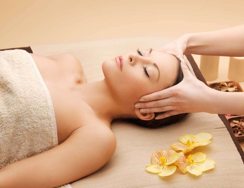 L J Massage | 11480 Oxnard St, North Hollywood, CA 91606, USA | Phone: (818) 763-1159