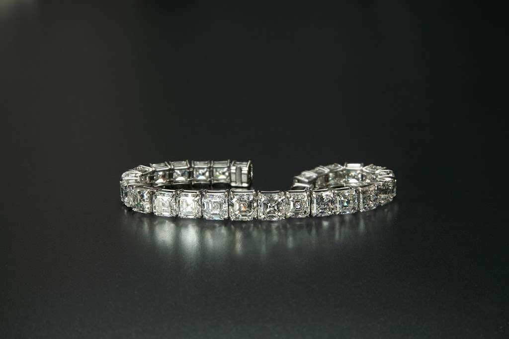 Winstons Jewelers | 1775 Newport Blvd Suite B, Costa Mesa, CA 92627, USA | Phone: (949) 645-9000