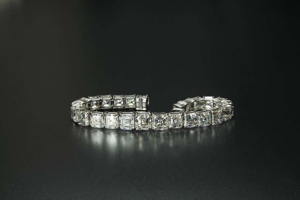 Winstons Jewelers | 1775 Newport Blvd Suite B, Costa Mesa, CA 92627 | Phone: (949) 645-9000