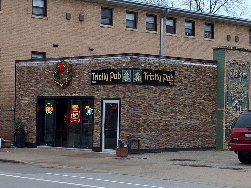 Trinity Pub Chicago | 5943 N Northwest Hwy, Chicago, IL 60631, USA | Phone: (773) 763-0095