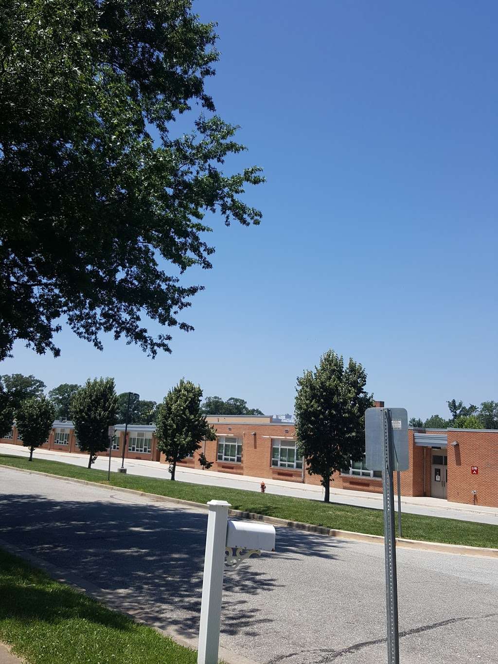 Southgate Elementary School | 290 Shetlands Ln, Glen Burnie, MD 21061 | Phone: (410) 222-6445