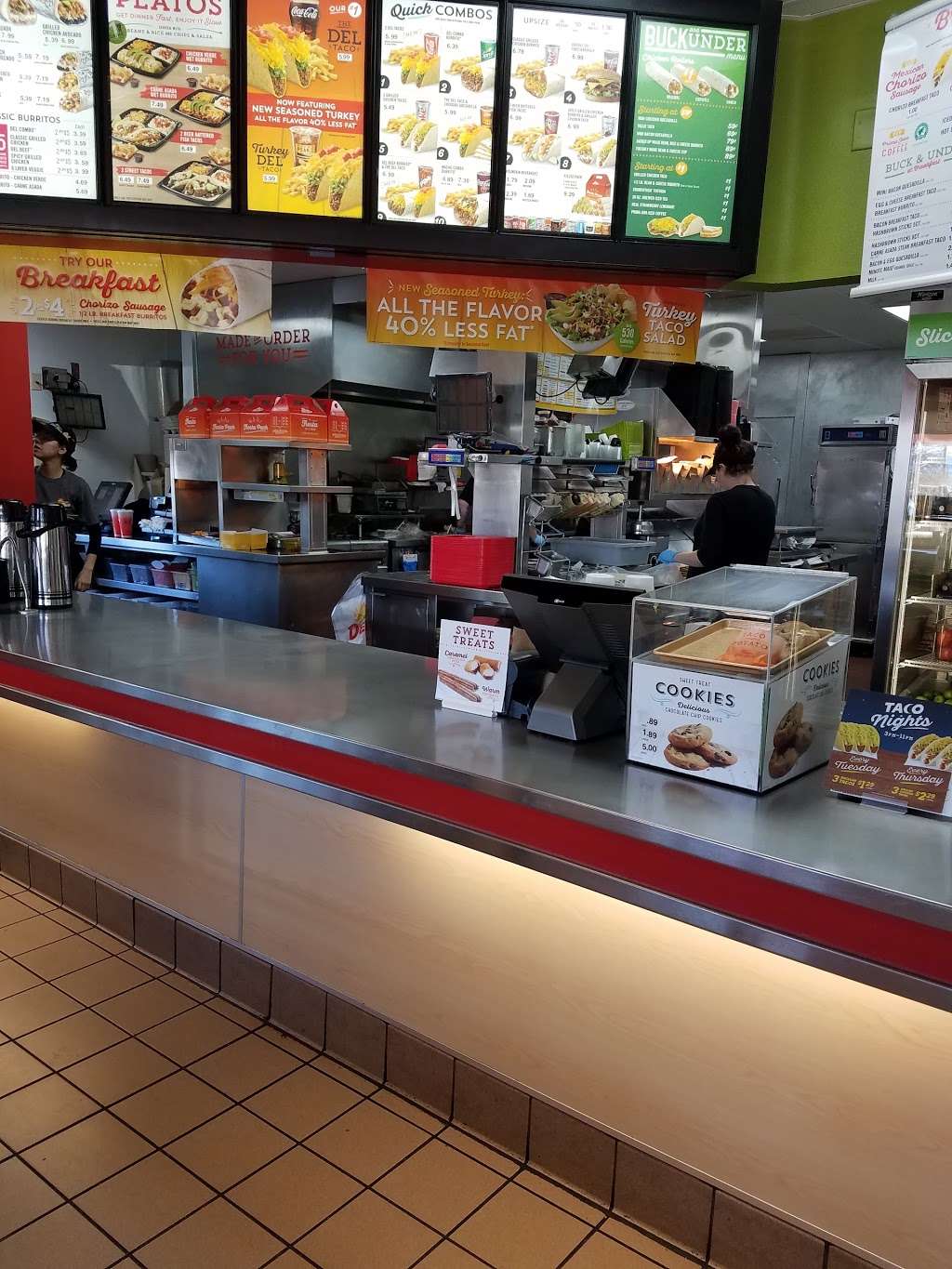 Del Taco | 12207 Apple Valley Rd, Apple Valley, CA 92308, USA | Phone: (760) 961-8629