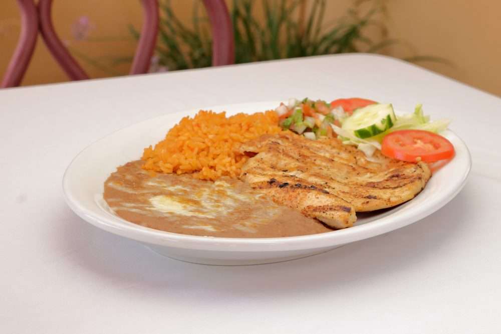 Las Trancas Restaurant | 5351 Atlantic Blvd, Maywood, CA 90270, USA | Phone: (323) 560-2494