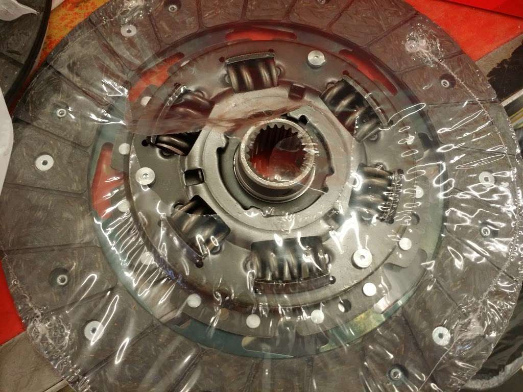 AutoZone Auto Parts | 1201 W Camp Wisdom Rd, Dallas, TX 75232, USA | Phone: (214) 371-7565