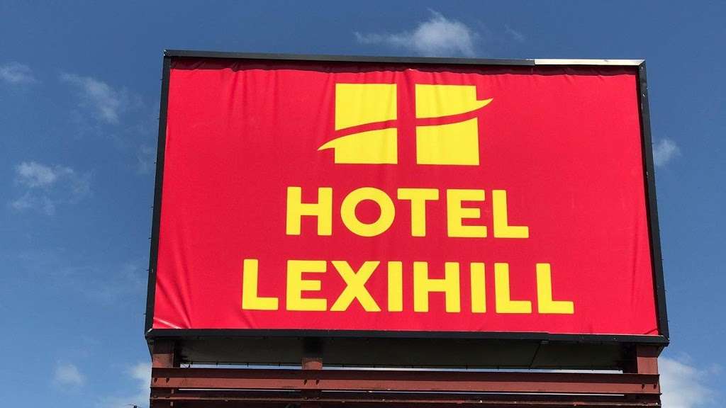 Hotel Lexi Hill | 1078 N Outer Rd, Lexington, MO 64067 | Phone: (660) 259-3430