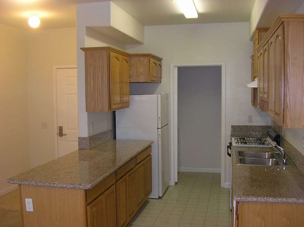 Philadelphia Housing | 3850 Mt Vernon Ave, Riverside, CA 92507, USA | Phone: (951) 683-0022