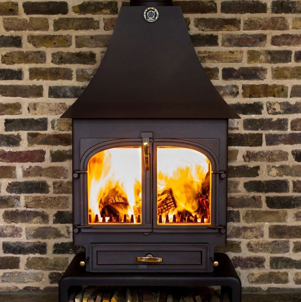 We Love Stoves Ltd | Unit 3 Ford Farm Ind Est, Braintree Road, Dunmow CM6 1HU, UK | Phone: 01371 871816